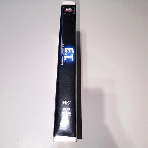 E.T. VHS Movie - Picture 4 of 6